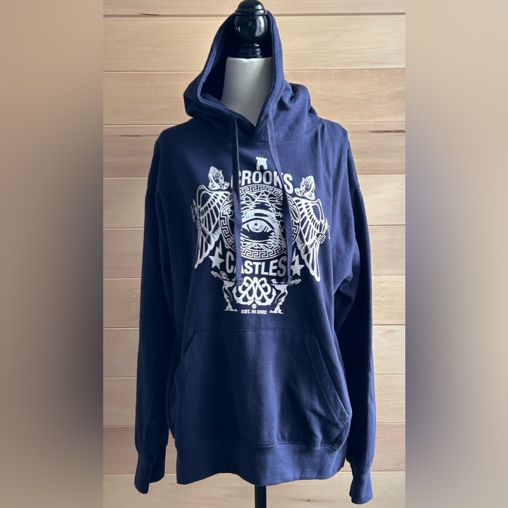 Crooks&Castles Navy Blue Sweater Size Medium Angel Wings Illuminati Eye Pullover